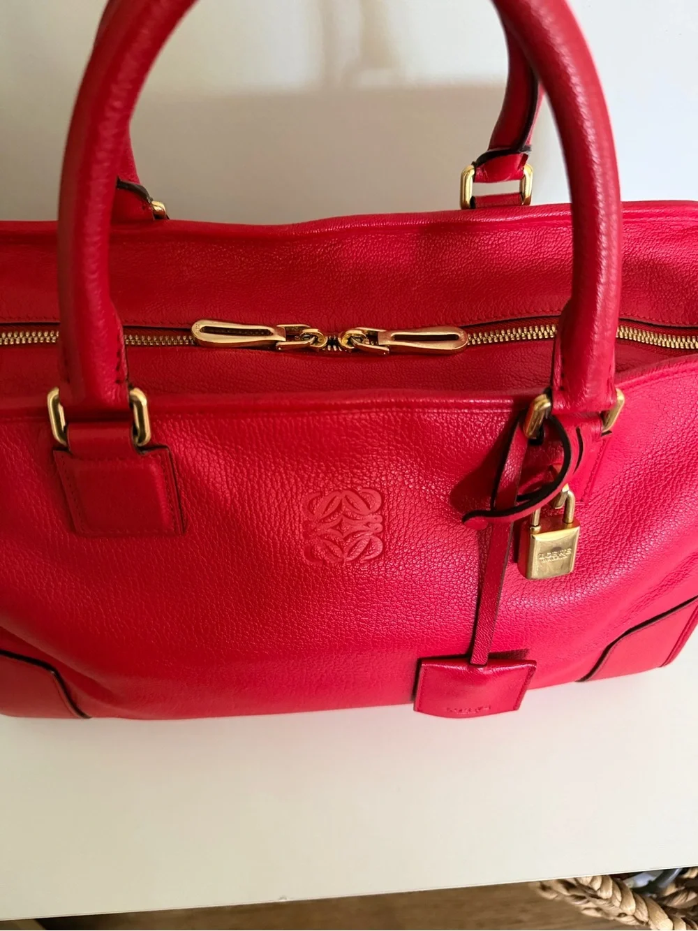 Loewe Red Amazona 36